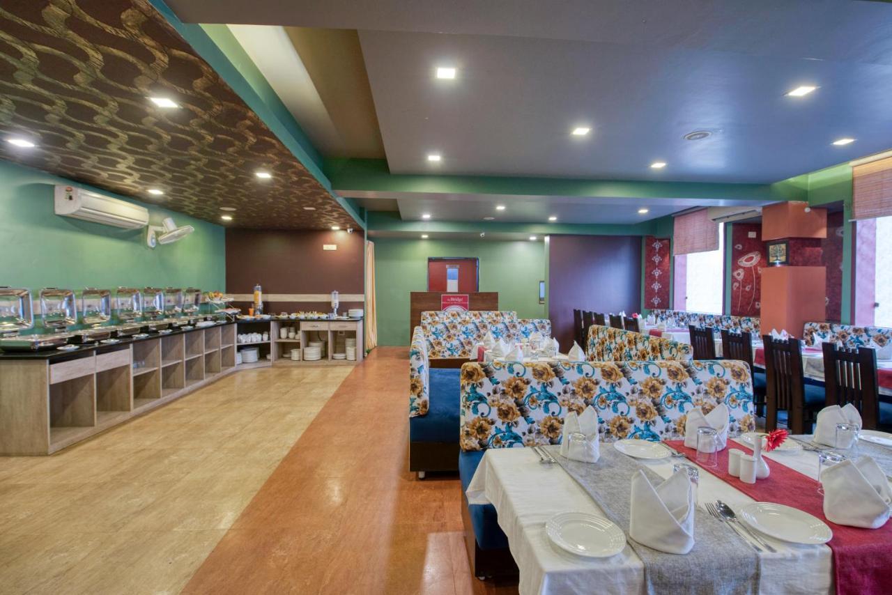 Om Clarks Inn Raebareli Kültér fotó
