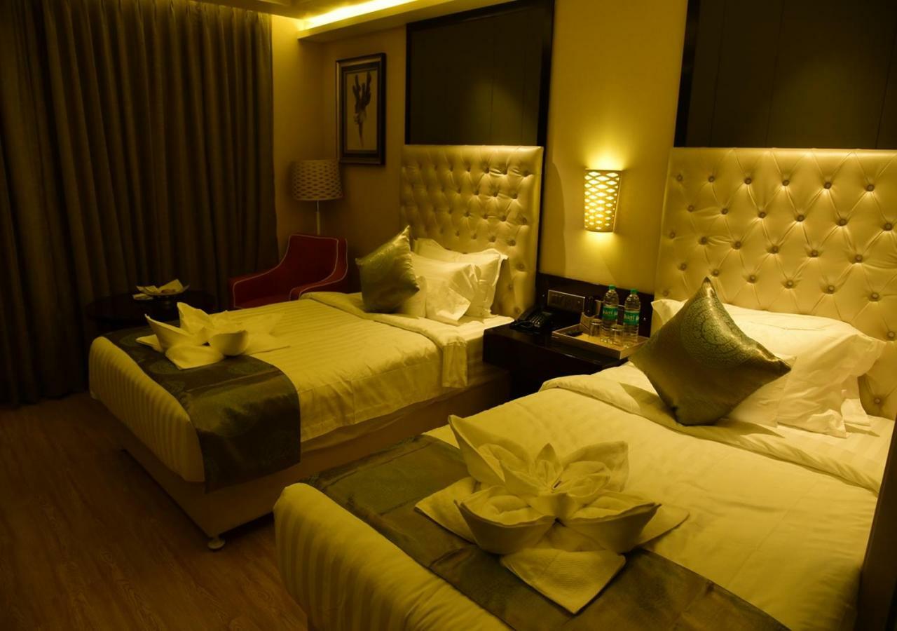 Om Clarks Inn Raebareli Kültér fotó