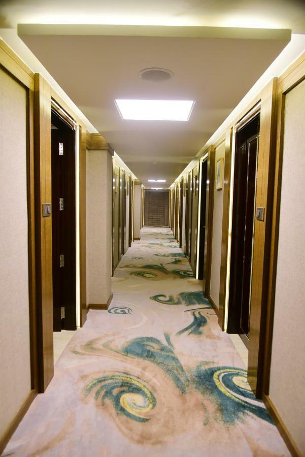 Om Clarks Inn Raebareli Kültér fotó